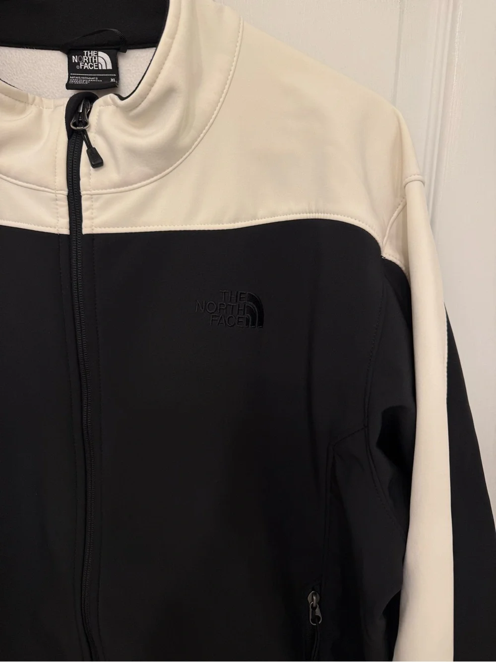 The North Face Apex Bionic Softshell Jacket Mens Sz XL Black/White